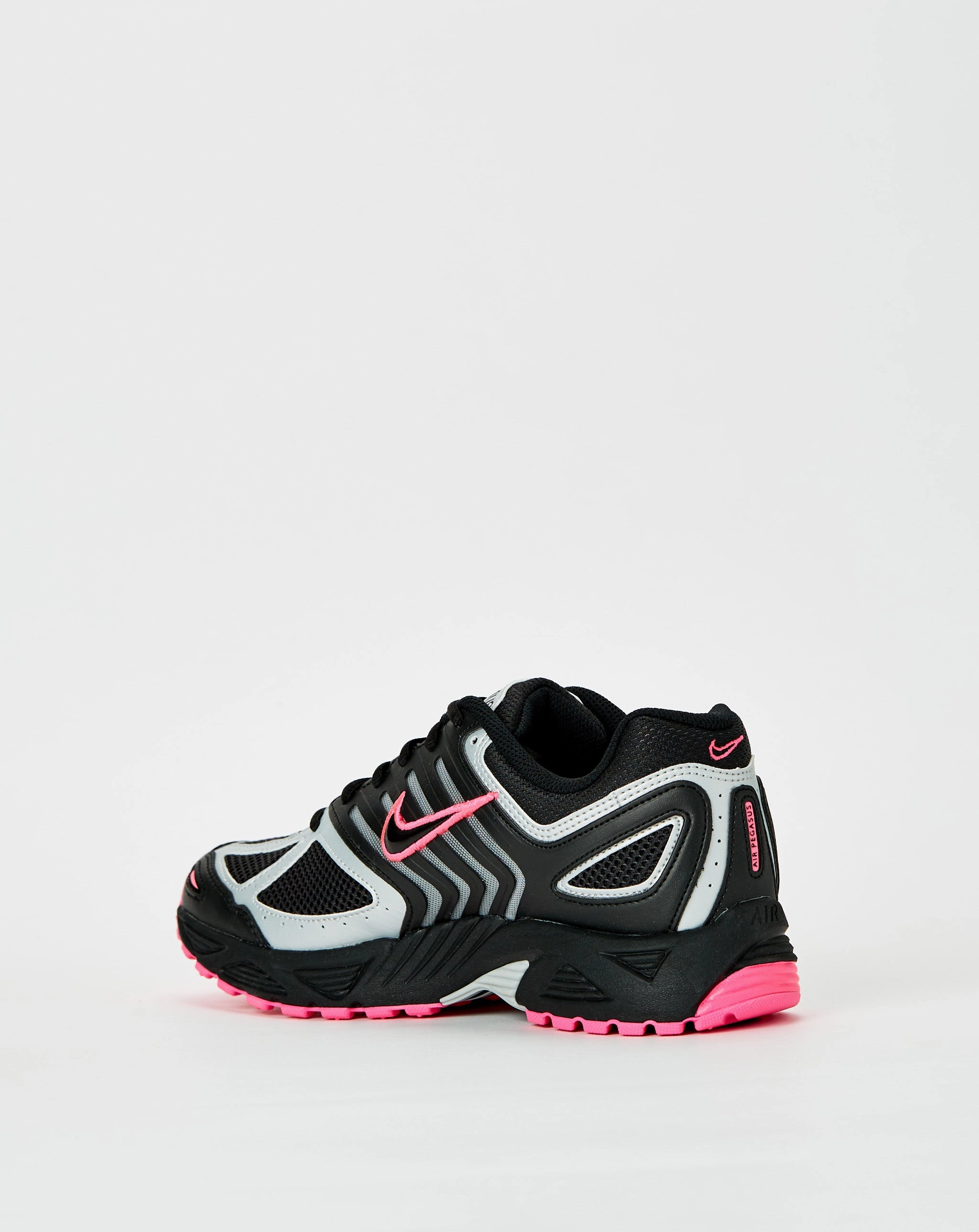 Air Pegasus 2005