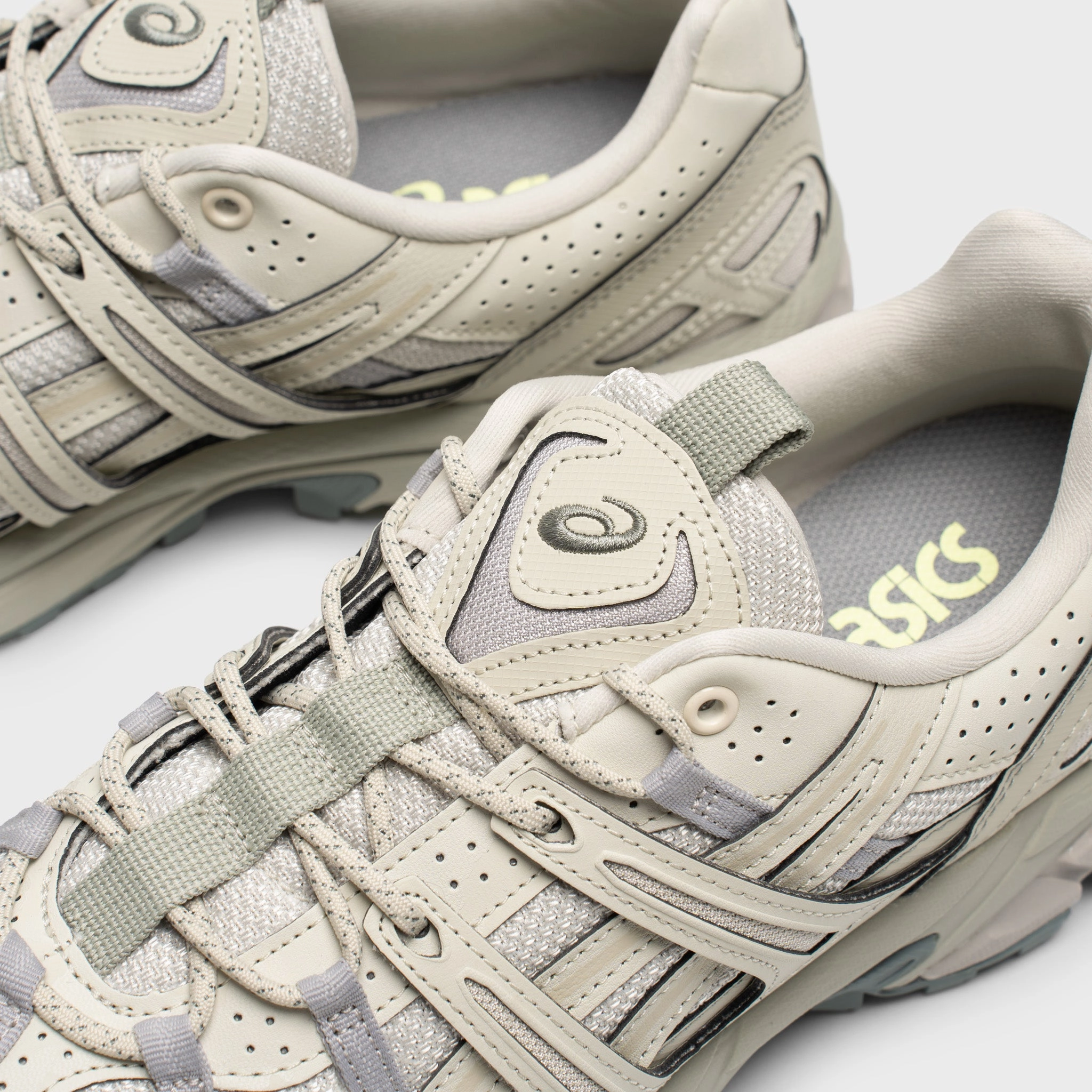 ASICS Gel-Sonoma 15-50 Light Dust / Olive Grey
