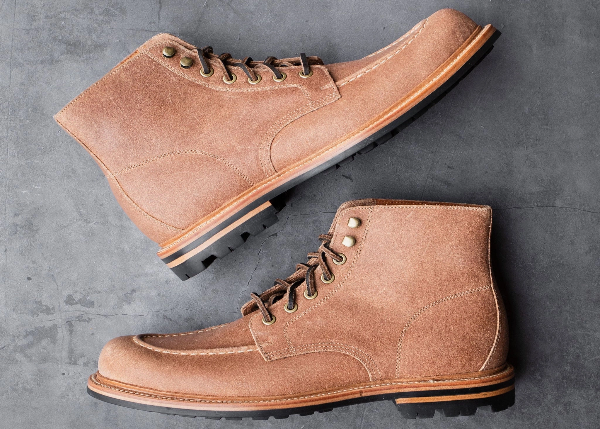 Brass Boot Natural Waxed Commander