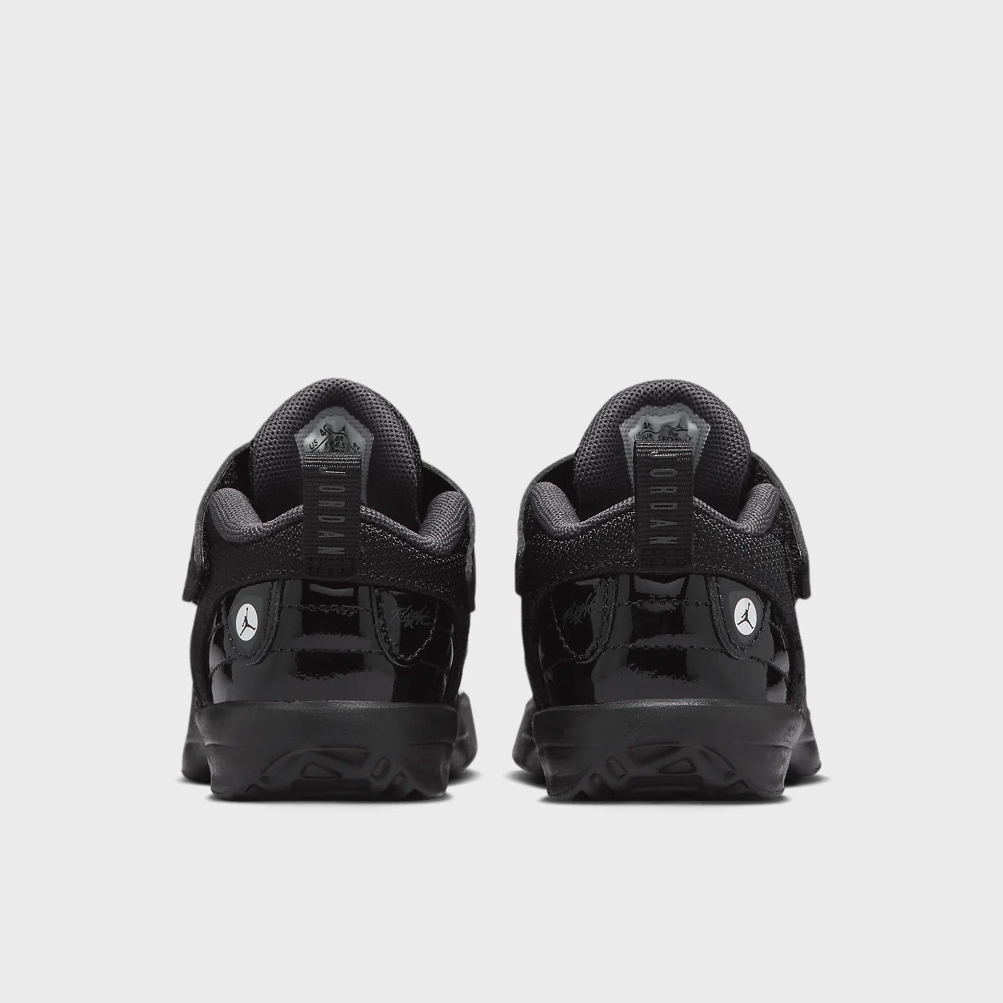 Jordan Max Aura 6 TD Black / Black