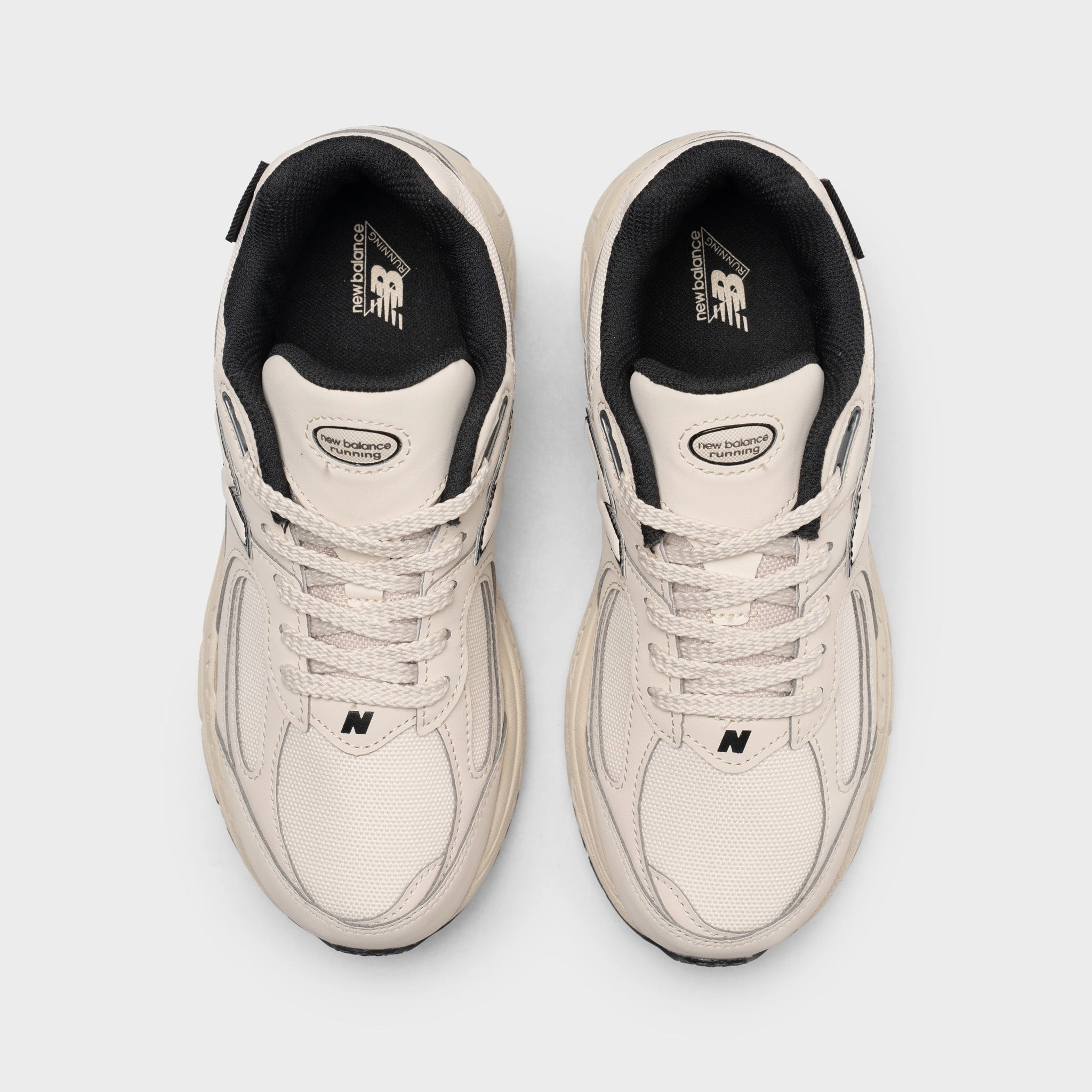 New Balance Juniors' 2002R Tan / Black