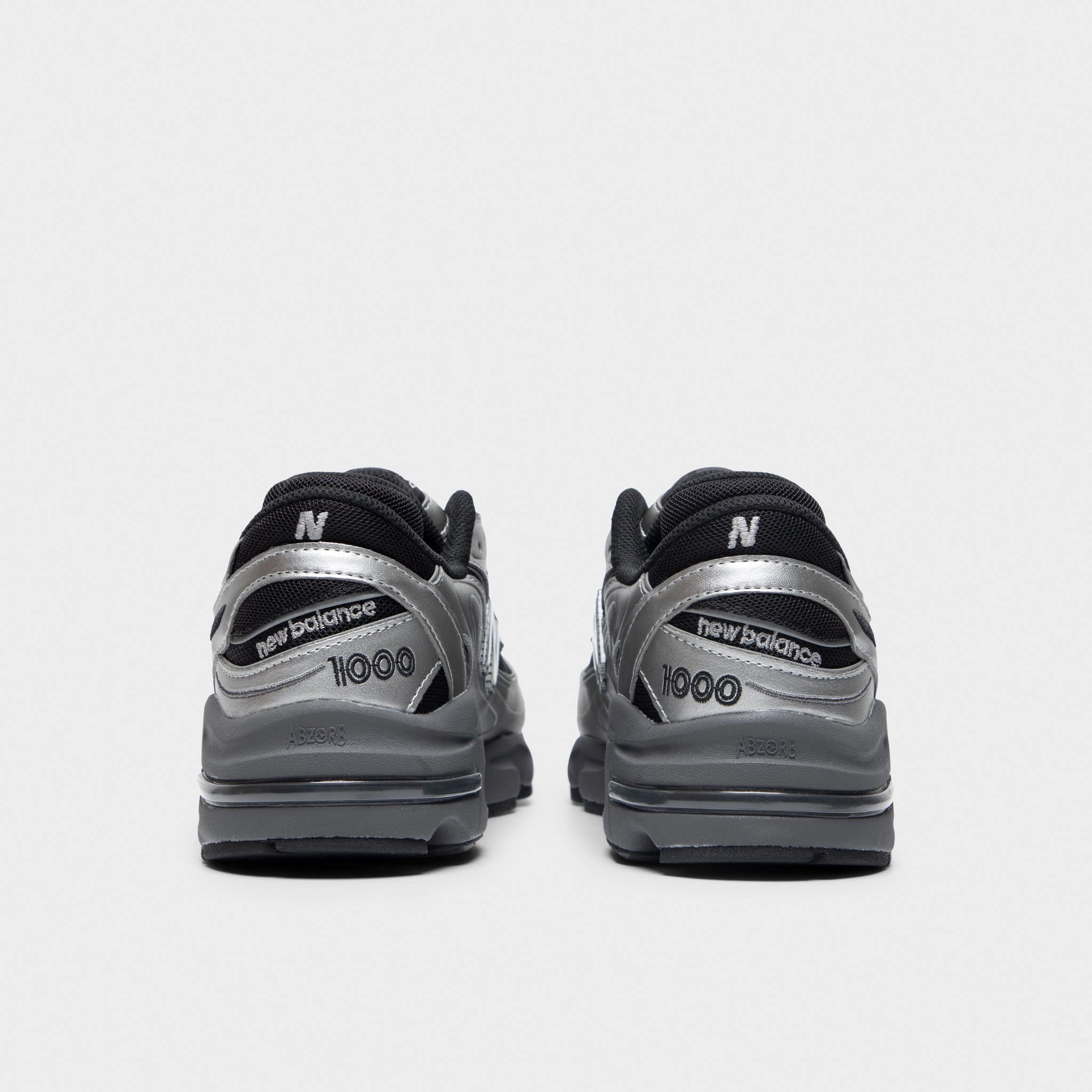 New Balance M1000 Silver Metallic / Black