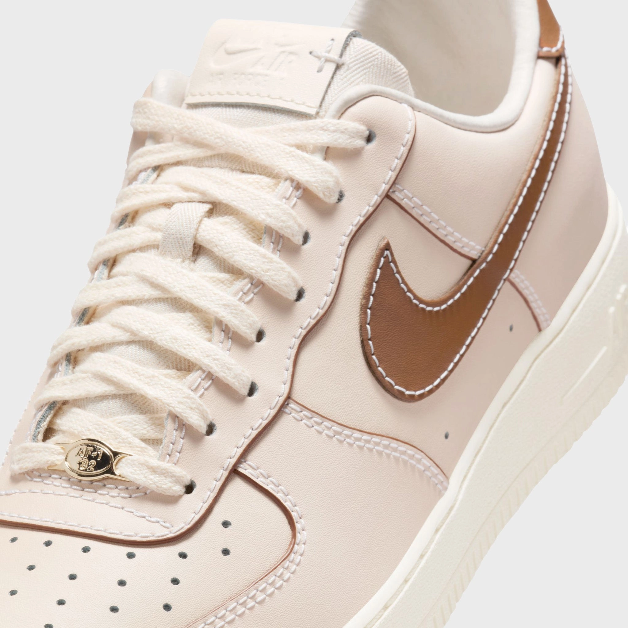 Nike Air Force 1 '07 Pearl White / Light British Tan - Pale Ivory