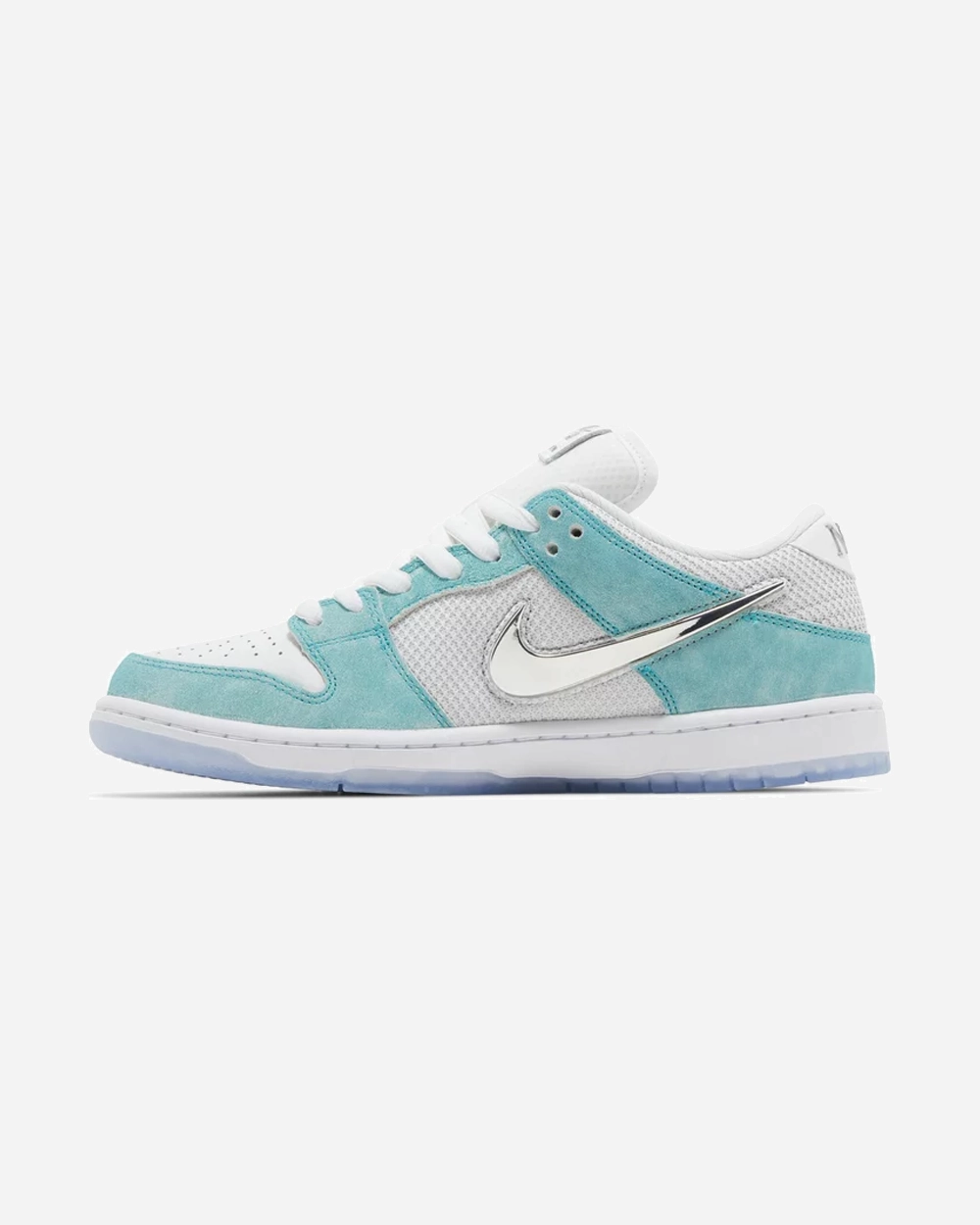 NIKE SB DUNK LOW APRIL SKATEBOARDS