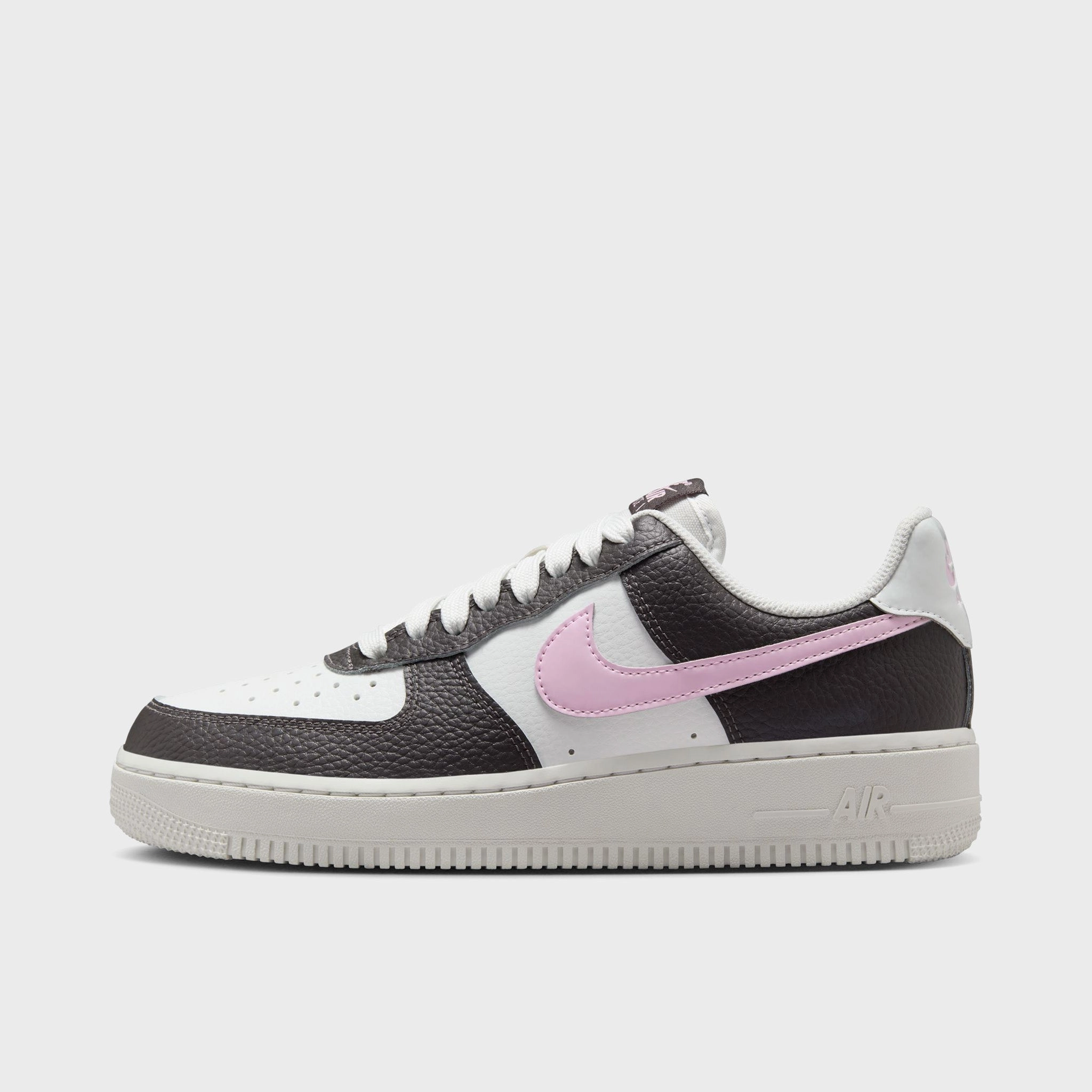 Nike Women's Air Force 1 '07 Summit White / Pink Foam - Medium Ash