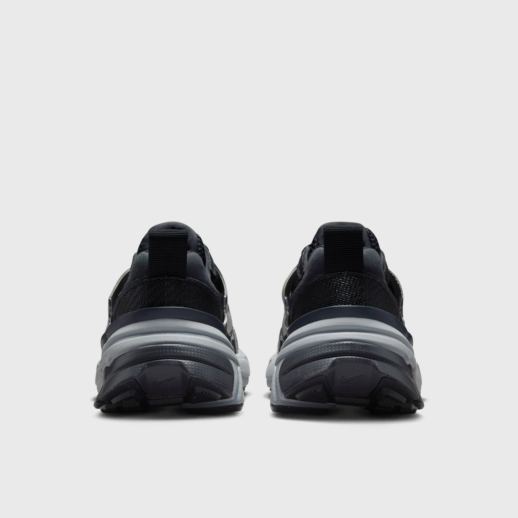 Nike Women's V2K Run Black / Metallic Silver - Anthracite