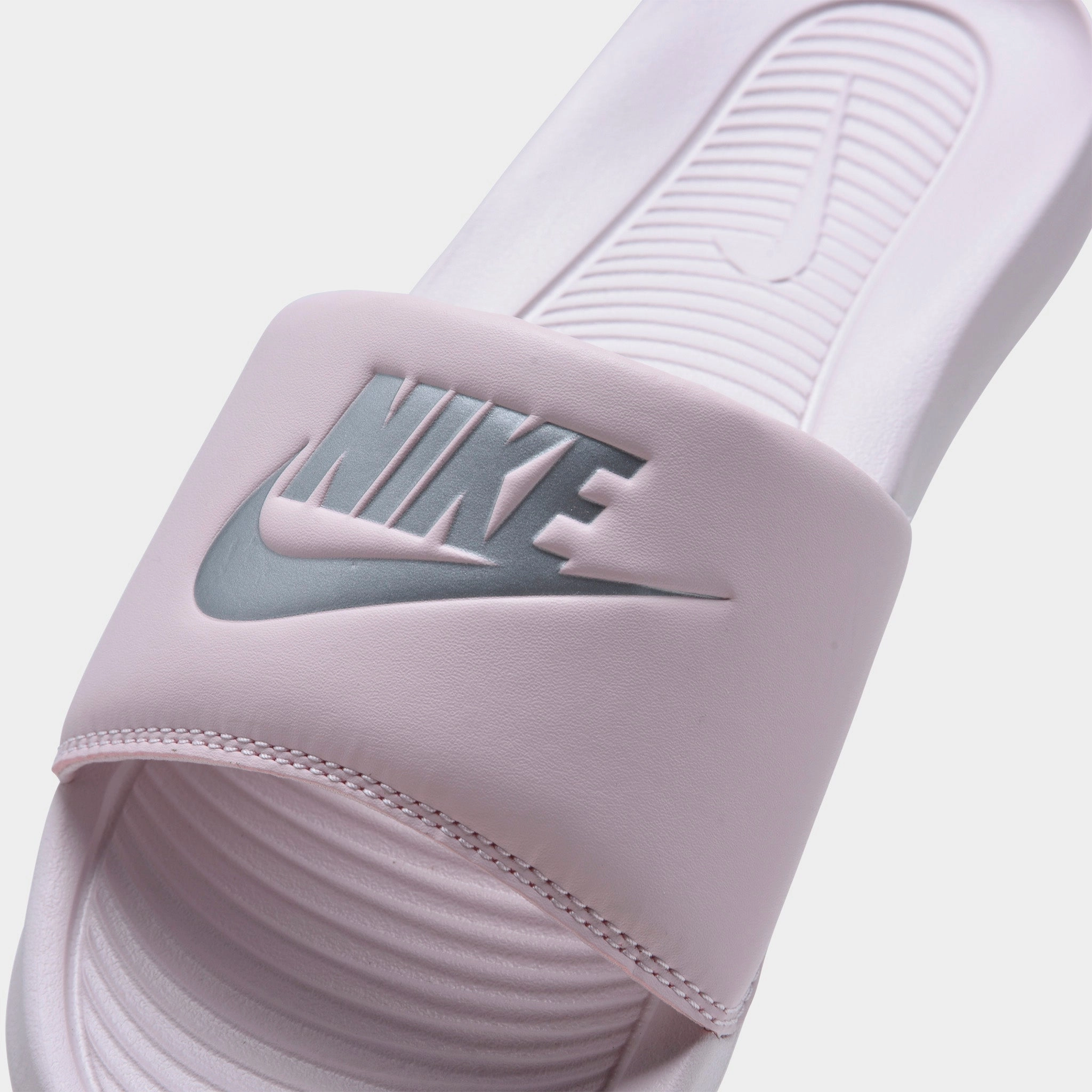 Nike Women's Victori One Slide Sandals Barely Rose / Metallic Silver - Barely Rose