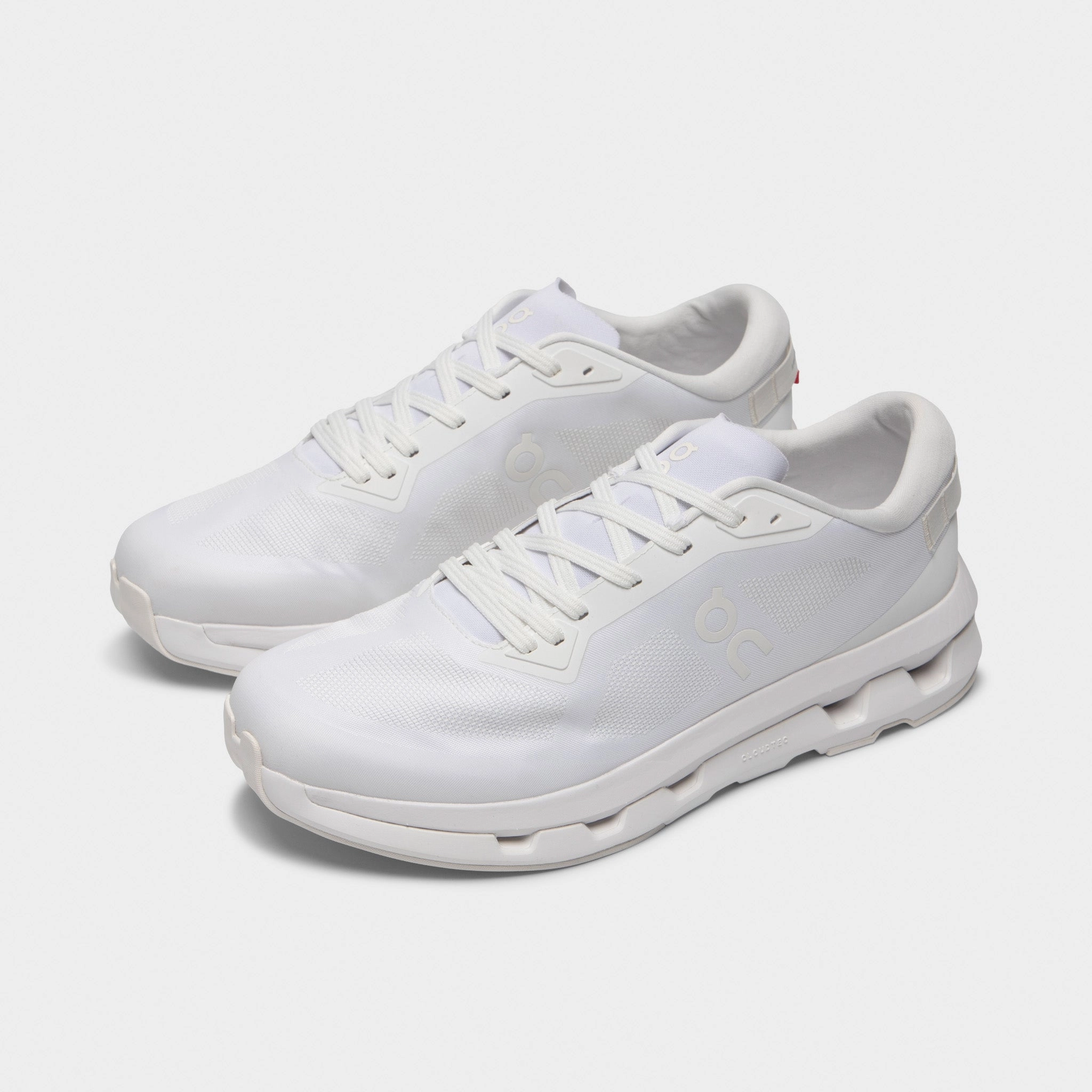 On Cloudzone White / White