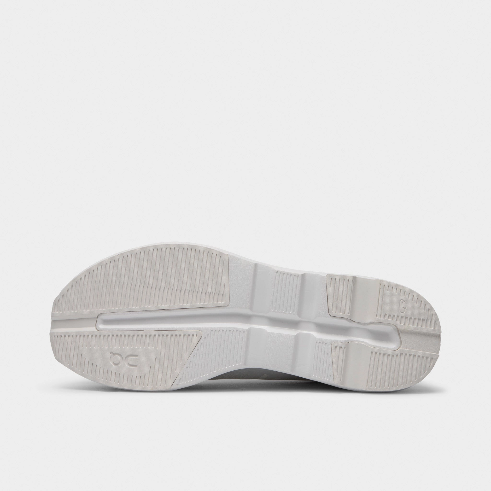 On Cloudzone White / White