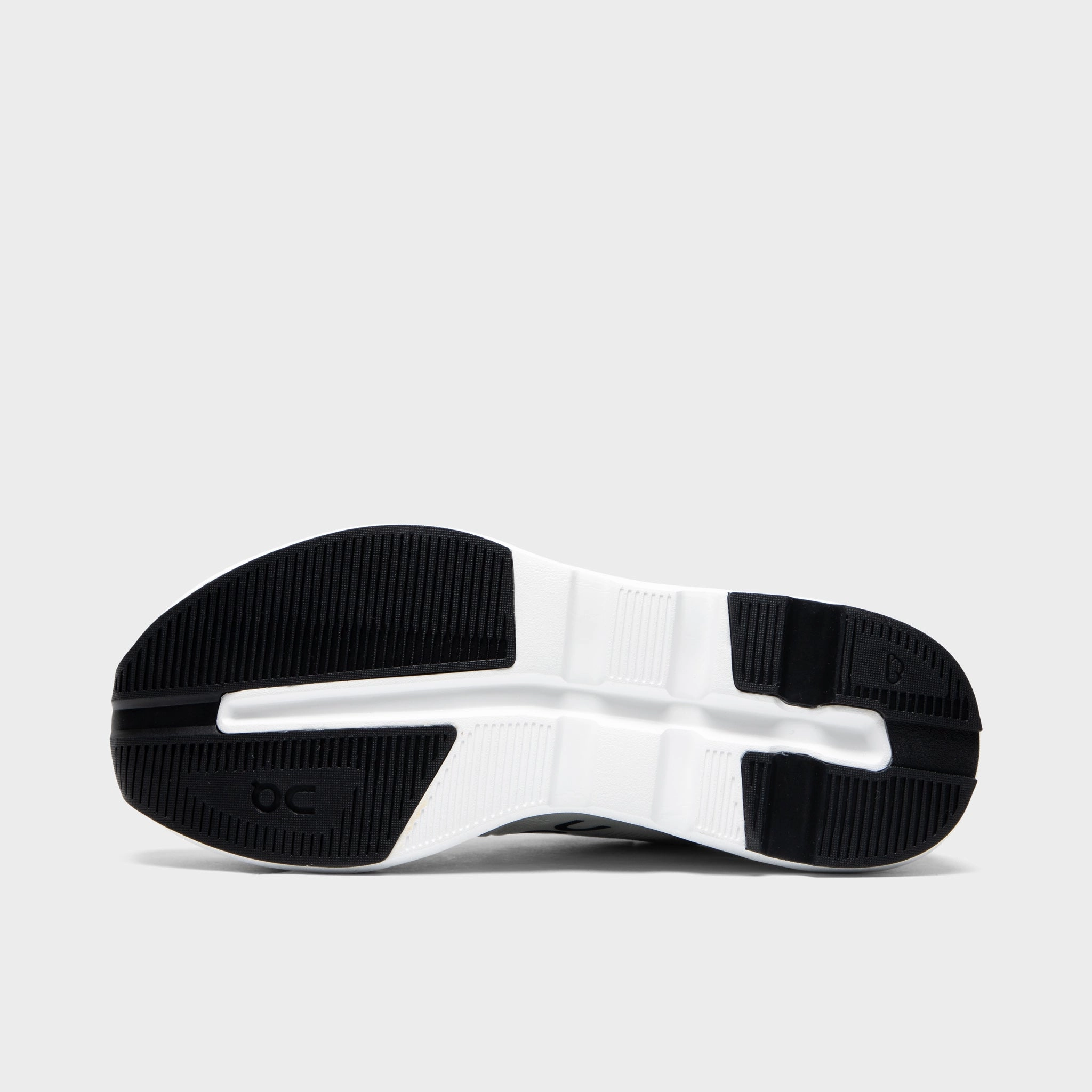 On Women's Cloudzone Ice / Black