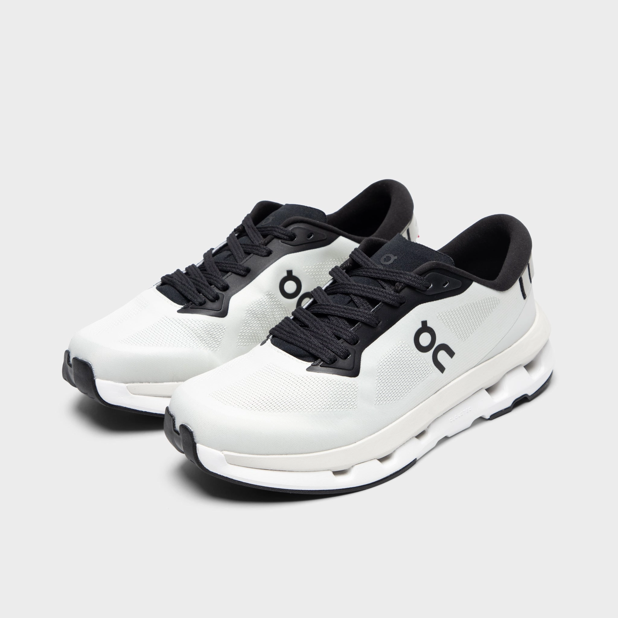 On Women's Cloudzone Ice / Black