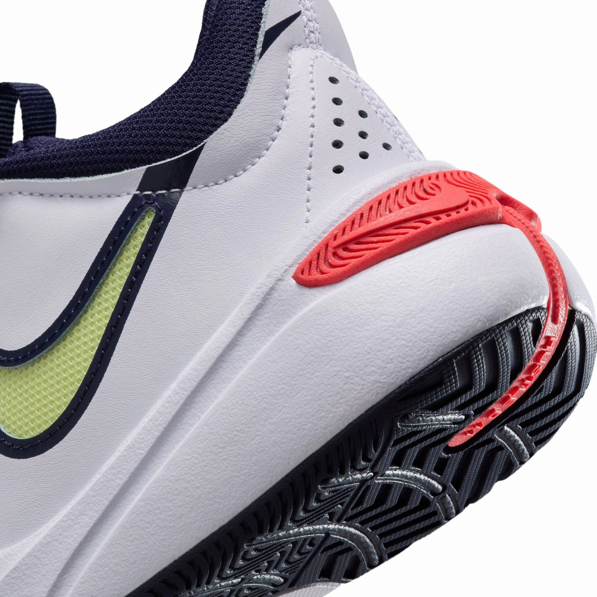 Team Hustle D 11 Junior's Basketball Shoes