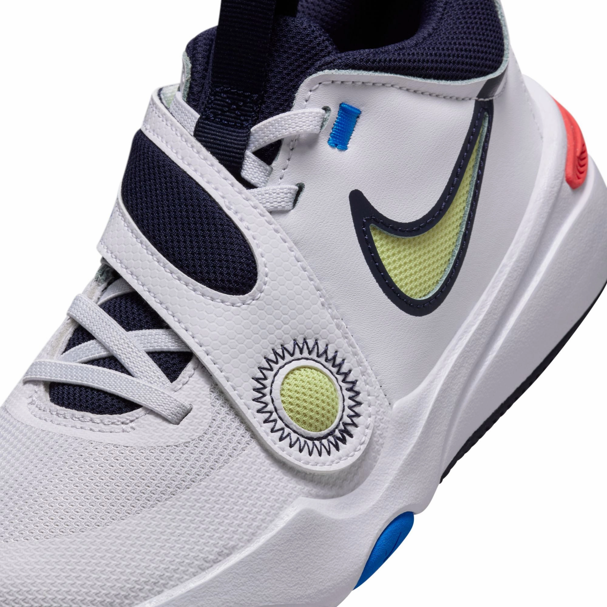 Team Hustle D 11 Junior's Basketball Shoes
