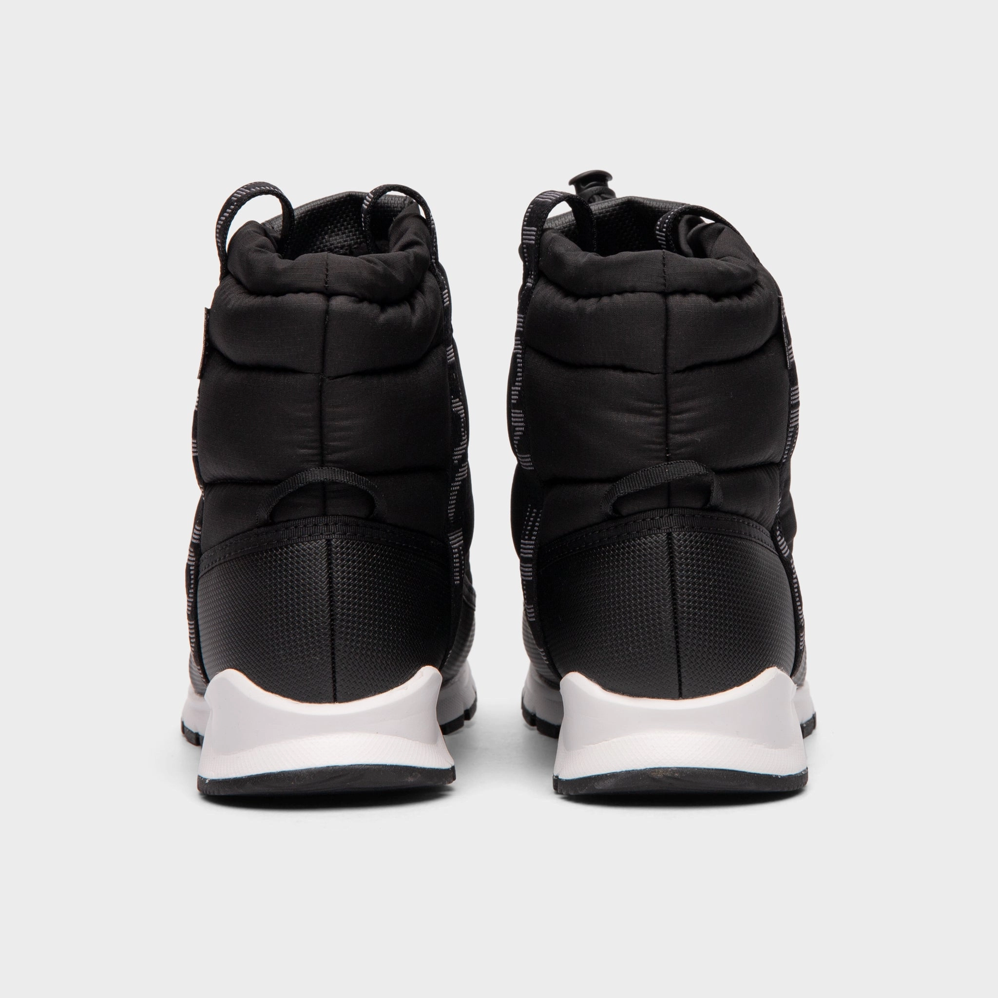 The North Face Junior Boys' ThermoBall Pull-On WP TNF Black / TNF White