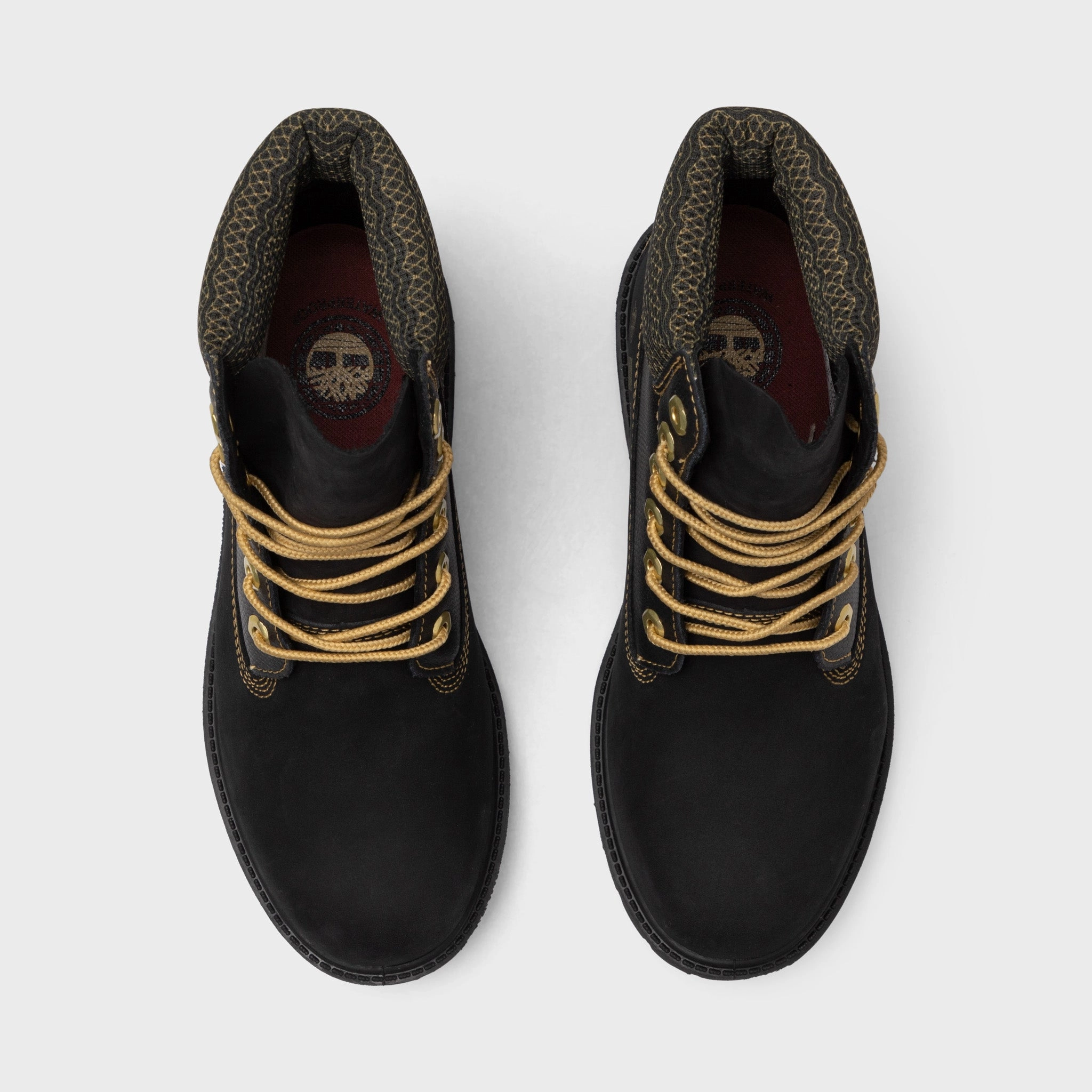Timberland Women's 6 Inch Lace Up Waterproof Boot / Black Nu