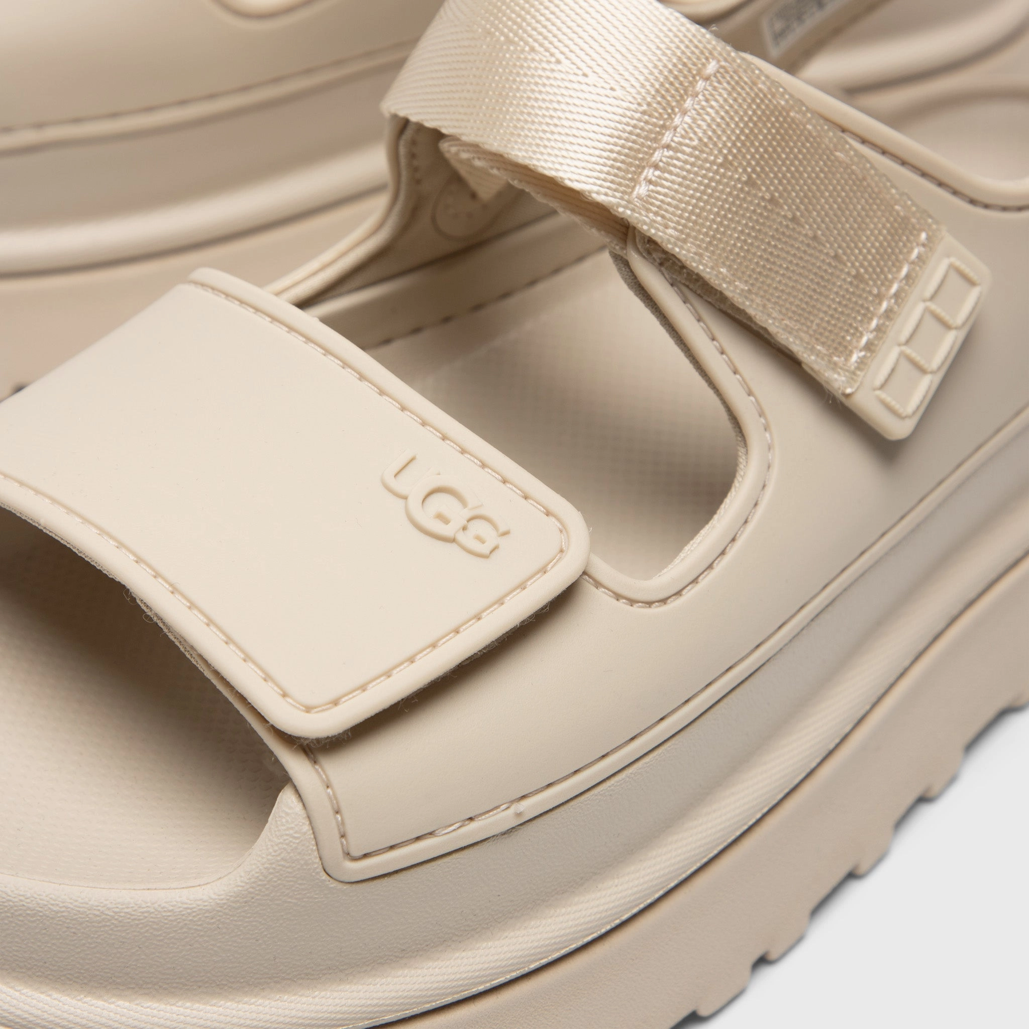 UGG Women's GoldenGlow / Sea Salt