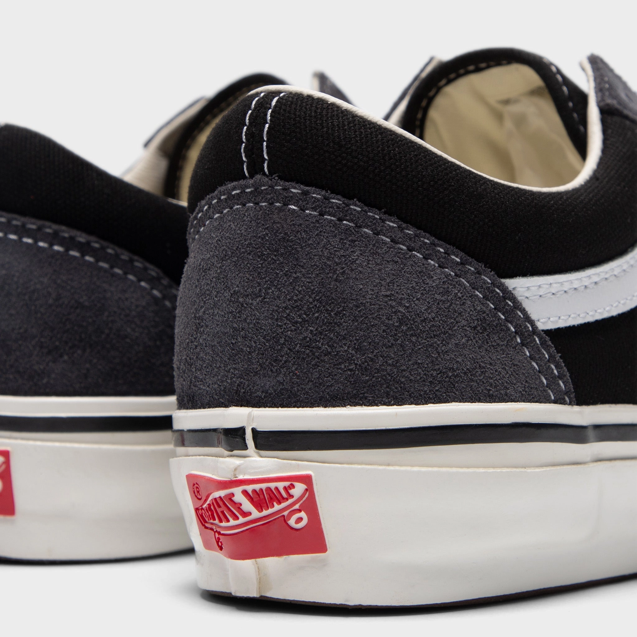 Vans LX Old Skool Suede Gray / Black