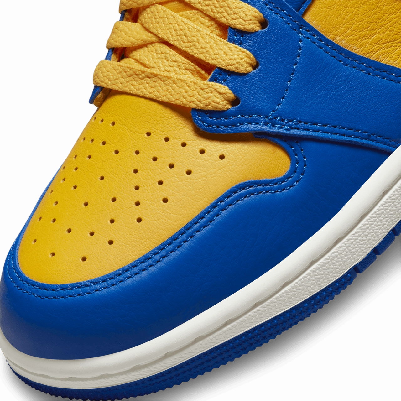 Wmns Air Jordan 1 Retro High OG 'Game Royal and Varsity Maize'